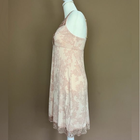 Soma’s Cool Nights Lace V-Neck Chemise - Picture 12 of 14